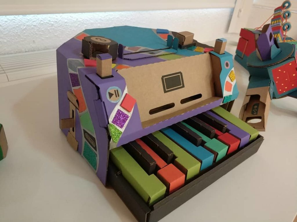 Toy Con piano personalizado
