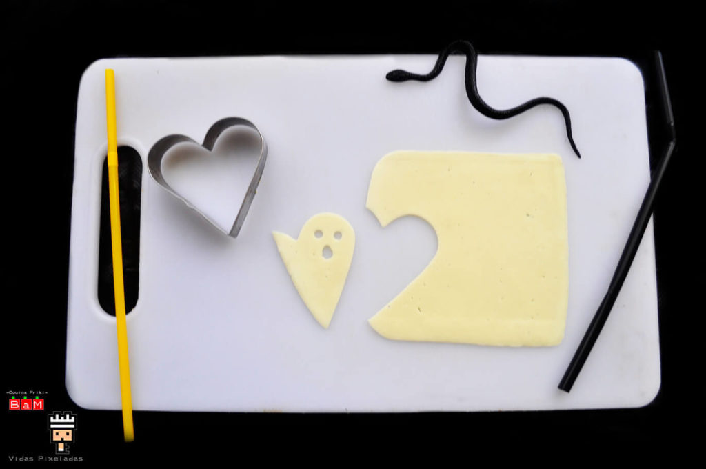 Fantasma de queso con molde de corazón 3