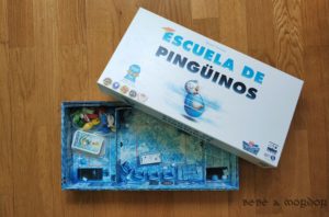caja y componentes Escuela de Pingüinos