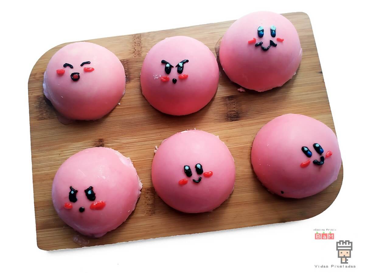 esferas de chocolate rosa