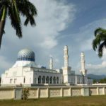 14. Kota Kinabalu – Mezquita Bandaraya Masjid
