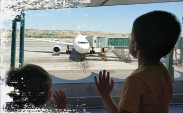 tips de logística viajera en familia avion